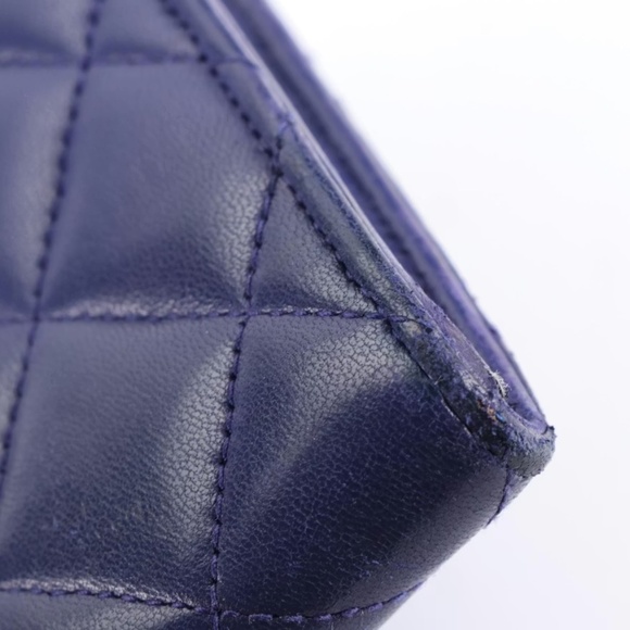 Chanel CC Gusset Flap Wallet in Quilted Leather - Picture 11 of 13